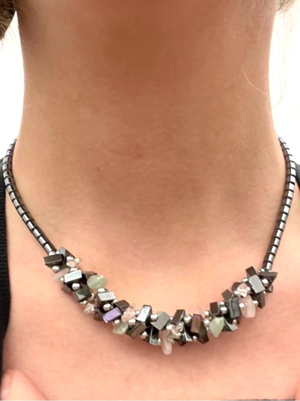 Hematite & Gemstone Chip Collar Length Necklace